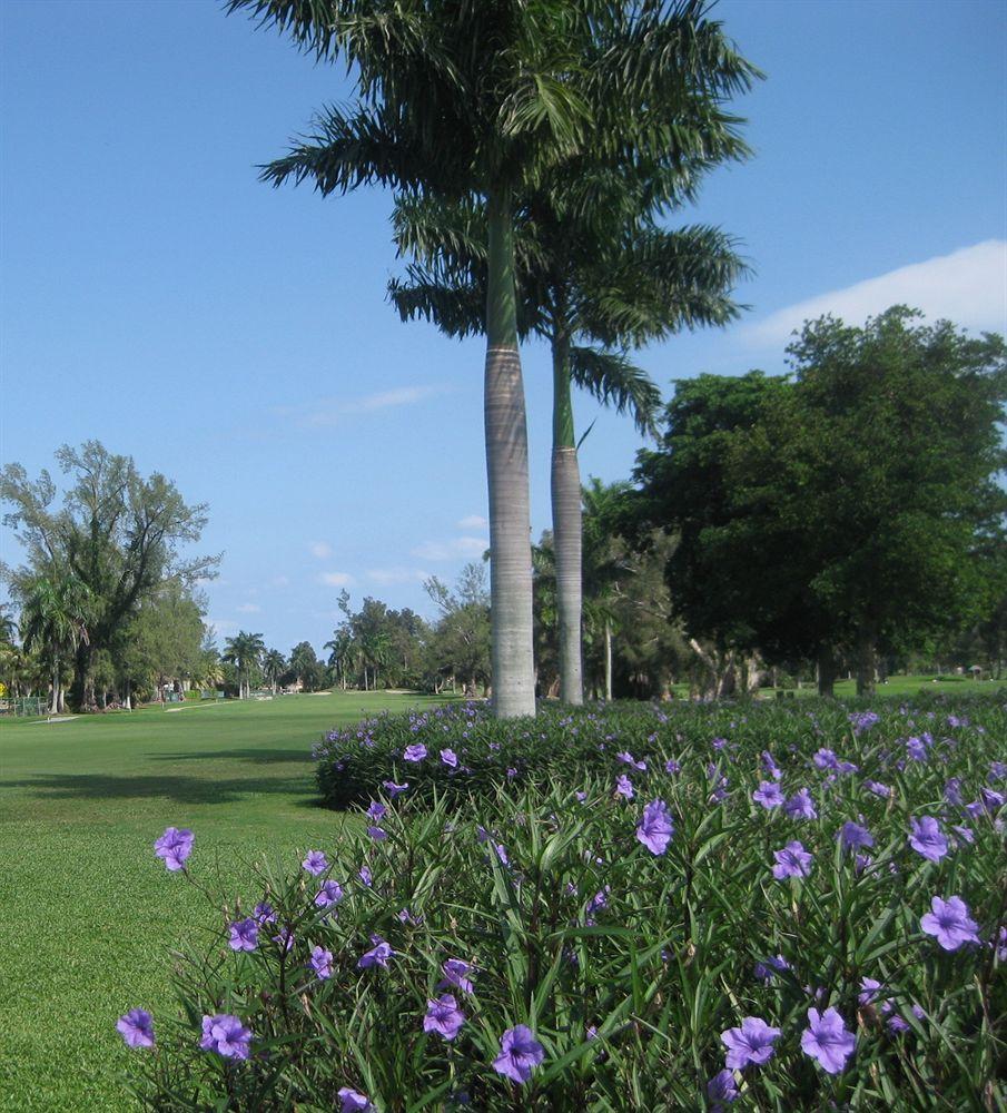 Hollywood Beach Golf Resort Luaran gambar